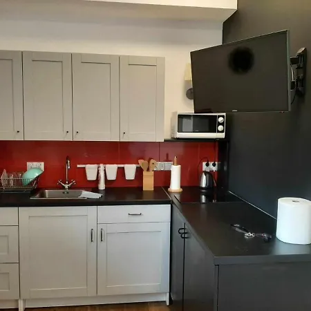 Apartament Apartament *